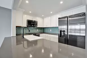 2611 N Riverside Dr, Pompano Beach, FL 33062 - Photo 8