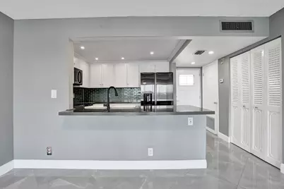 2611 N Riverside Drive #604, Pompano Beach, FL 33062 - Photo 10