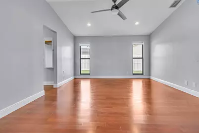 1083 NW 97th Avenue, Plantation, FL 33322 - Photo 12