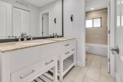 1083 NW 97th Avenue, Plantation, FL 33322 - Photo 22