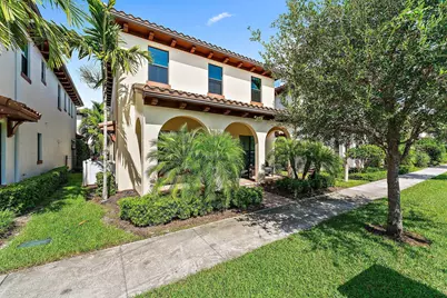 1077 Faulkner Terrace, Palm Beach Gardens, FL 33418 - Photo 2