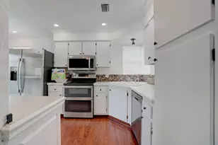 6391 Riverwalk Ln, Jupiter, FL 33458 - Photo 2
