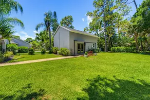 14708 Stirrup Ln, Wellington, FL 33414 - Photo 84