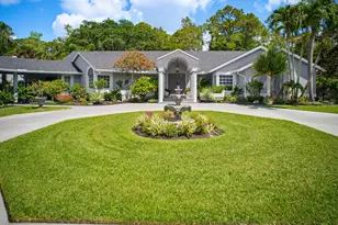 14708 Stirrup Ln, Wellington, FL 33414 - Photo 4