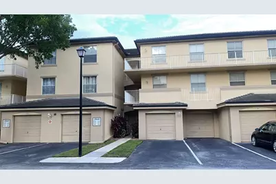 2060 Greenview Shores Boulevard #305, Wellington, FL 33414 - Photo 1