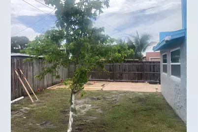 120 NW 4th Avenue, Boynton Beach, FL 33435 - Photo 16