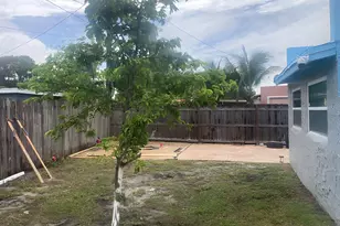 120 NW 4th Ave, Boynton Beach, FL 33435 - Photo 16