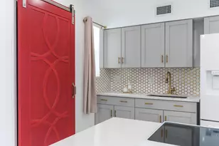201 NE 28th Ct, Boynton Beach, FL 33435 - Photo 14