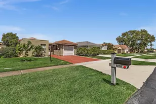 5463 Alta Way, Lake Worth, FL 33467 - Photo 1