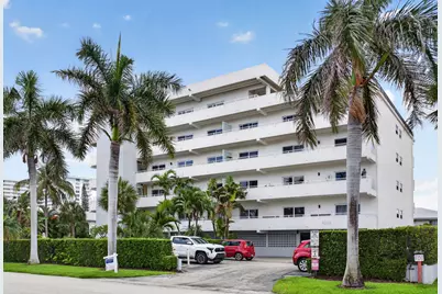 3212 NE 12th Street #Apt 204, Pompano Beach, FL 33062 - Photo 1