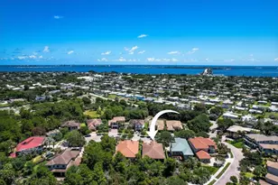 1042 NE Savanna Oaks Way, Jensen Beach, FL 34957 - Photo 2