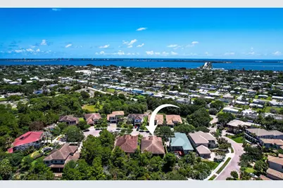 1042 NE Savanna Oaks Way, Jensen Beach, FL 34957 - Photo 42