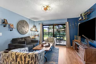 1201 SE Parkview Pl, Stuart, FL 34994 - Photo 4