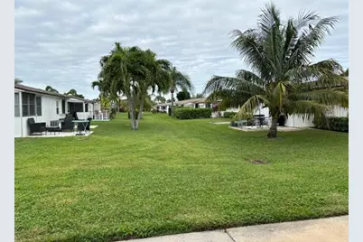 2936 Crosley Drive E #G, West Palm Beach, FL 33415 - Photo 2