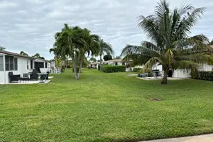 2936 Crosley Dr E, West Palm Beach, FL 33415 - Photo 2