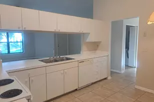 2838 Stoneway Ln, Fort Pierce, FL 34982 - Photo 8