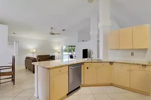 7160 Brickyard Cir, Lake Worth, FL 33467 - Photo 4