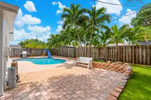 340 NE 26th Ct, Pompano Beach, FL 33064 - Photo 22