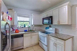 322 N C St, Lake Worth, FL 33460 - Photo 4