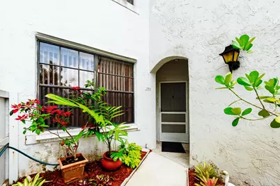 11964 NW 11th Street #11964, Pembroke Pines, FL 33026 - Photo 2