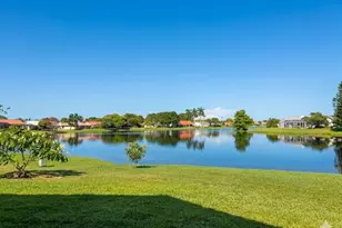 2554 SW 23rd Cranbrook Dr, Boynton Beach, FL 33436 - Photo 14