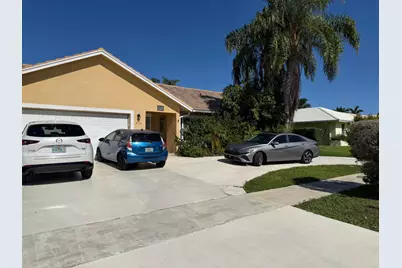 2554 SW 23rd Cranbrook Drive, Boynton Beach, FL 33436 - Photo 2