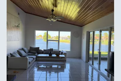 2554 SW 23rd Cranbrook Drive, Boynton Beach, FL 33436 - Photo 4