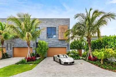 917 NE 8th Avenue, Delray Beach, FL 33483 - Photo 1