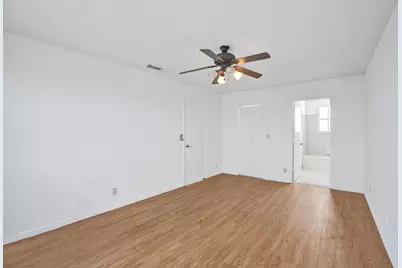 6733 Bayfront Drive, Margate, FL 33063 - Photo 24