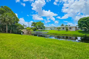 7180 NW 10th Ct, Margate, FL 33063 - Photo 10