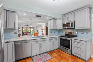 9728 Sills Dr E, Boynton Beach, FL 33437 - Photo 4