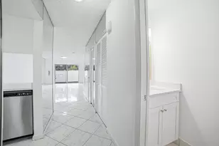 8207 Fairway Rd, Sunrise, FL 33351 - Photo 4