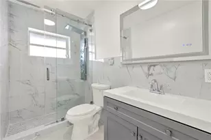 2864 NE 32nd St, Fort Lauderdale, FL 33306 - Photo 12