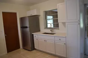 1881 SE Airoso Blvd, Port Saint Lucie, FL 34984 - Photo 8