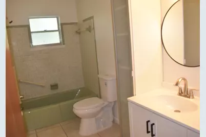 1881 SE Airoso Boulevard, Port Saint Lucie, FL 34984 - Photo 16