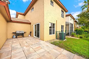 1088 Via Jardin, Riviera Beach, FL 33418 - Photo 18