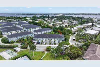 1887 SE Ocean Cove Way, Stuart, FL 34996 - Photo 46