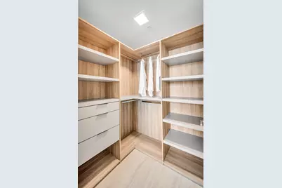 77 SE 5th Street #2806, Miami, FL 33131 - Photo 16