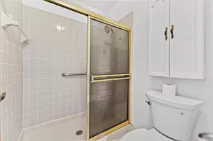 5537 Parkwalk Cir E, Boynton Beach, FL 33472 - Photo 10