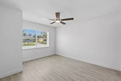 311 Essex Drive, Fort Pierce, FL 34946 - Photo 10