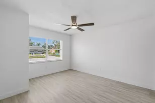311 Essex Dr, Fort Pierce, FL 34946 - Photo 10