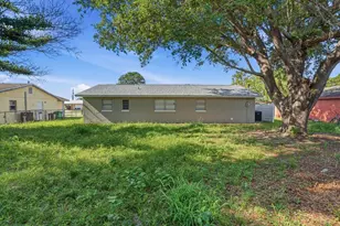 311 Essex Dr, Fort Pierce, FL 34946 - Photo 24