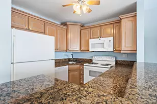 400 Wilma Cir, Riviera Beach, FL 33404 - Photo 8