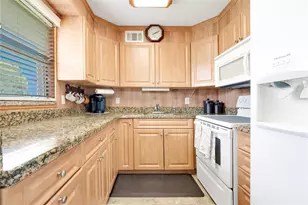 201 Valencia I, Delray Beach, FL 33446 - Photo 8