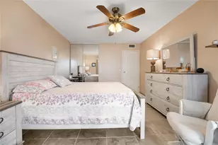 201 Valencia I, Delray Beach, FL 33446 - Photo 12