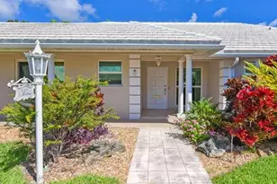 437 French Royale Cir, Atlantis, FL 33462 - Photo 2