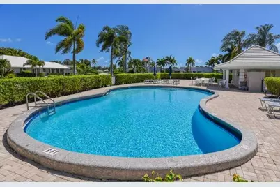 437 French Royale Circle, Atlantis, FL 33462 - Photo 36