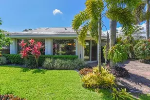 437 French Royale Cir, Atlantis, FL 33462 - Photo 4