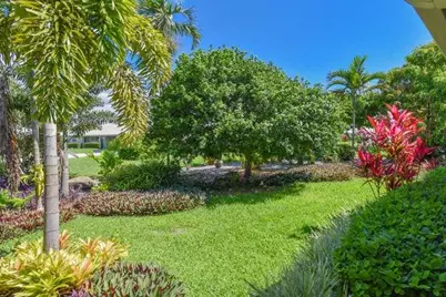 437 French Royale Circle, Atlantis, FL 33462 - Photo 10