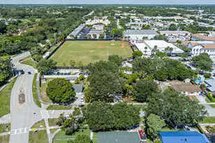 808 Iroquois St, Jupiter, FL 33458 - Photo 36